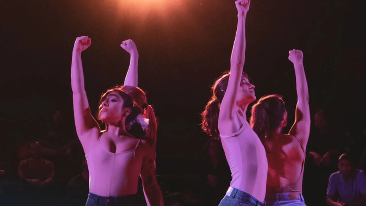 "Caos onírico": un viaje de danza, música y sueños en el Teatro Independencia