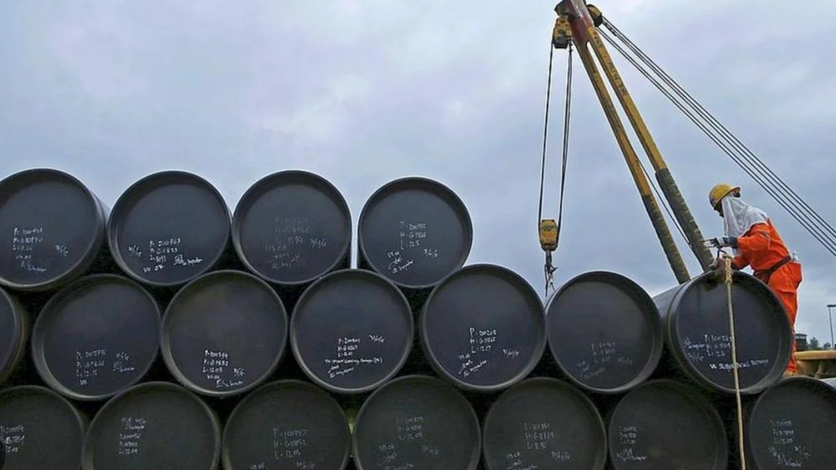 Mercados en alerta: el petróleo y el gas se disparan tras ataques a infraestructuras energéticas
