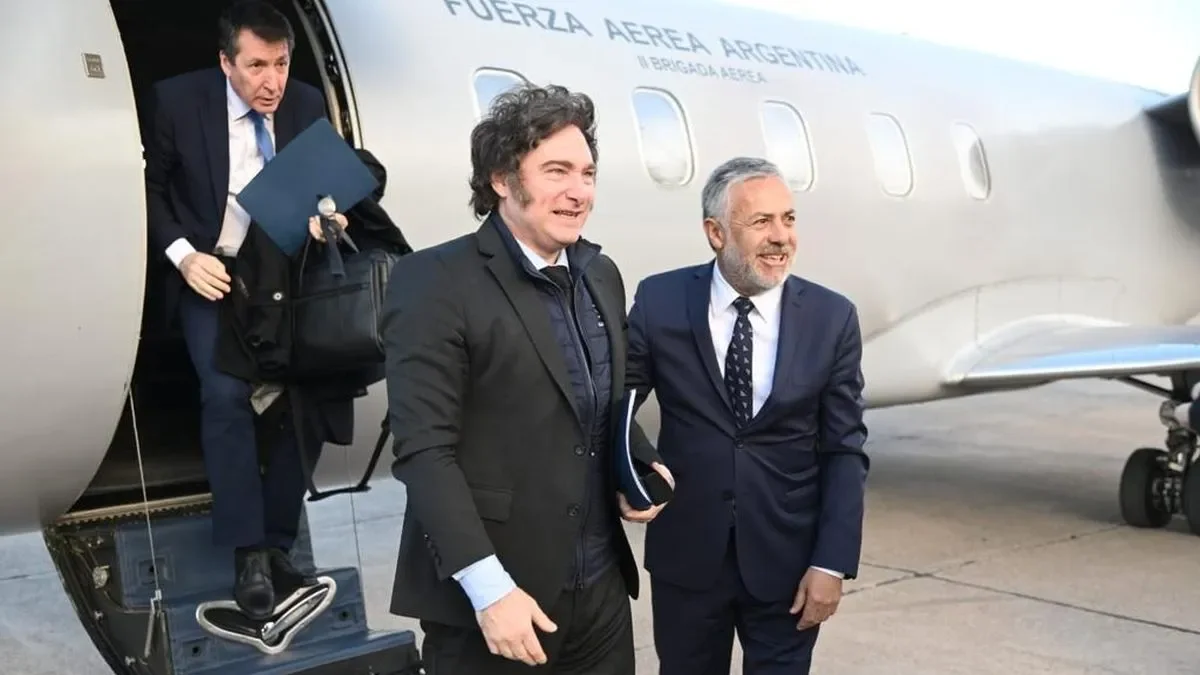 Javier Milei recorrerá las calles de la Ciudad de Mendoza acompañado de Cornejo y Petri