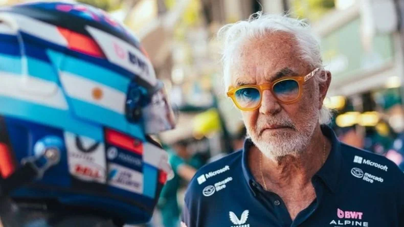 Flavio Briatore volvi&oacute; a hablar del futuro de Alpine.