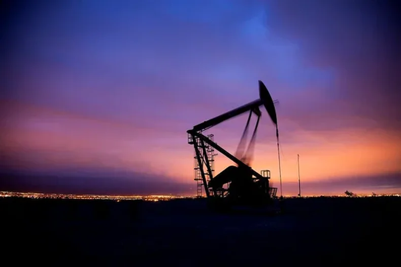 La guerra mantiene en una montaña rusa los precios del petróleo. 