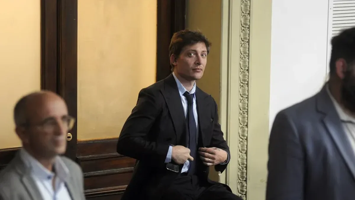 El desafiante mensaje de Santiago Caputo tras el fallo de YPF