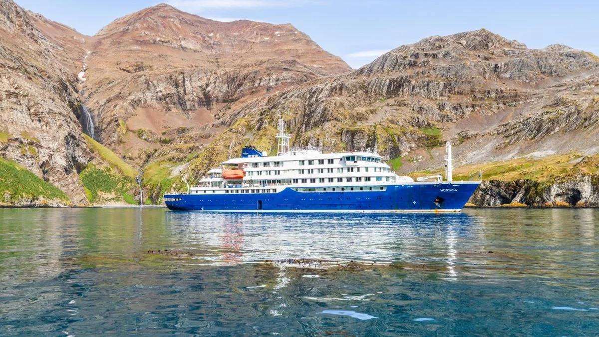 Crucero que salió de Argentina con posible brote de hantavirus: Cabo Verde deniega su entrada a puerto