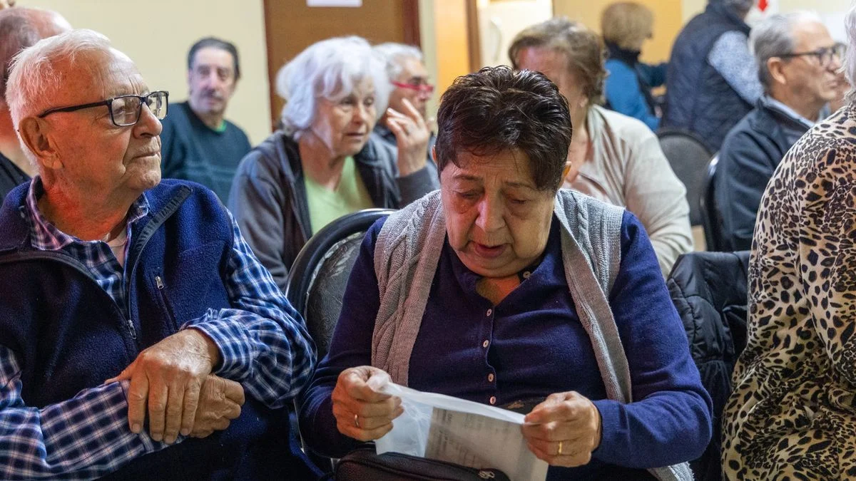 La Municipalidad de Maipú avanza en un relevamiento con adultos mayores