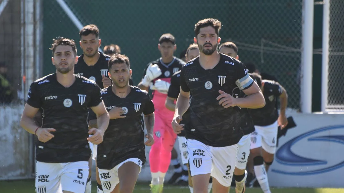La figura del ascenso de Gimnasia que renovó contrato y jugará en Primera División