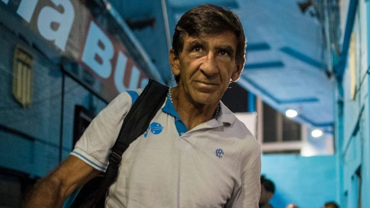 Orgullo vs. "billetera más grande": la cruda reflexión de Gustavo Costas tras la derrota de Racing en Brasil