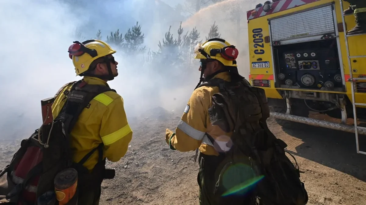 El Gobierno destinó más de $129.000 millones para reforzar el combate de los incendios en la Patagonia