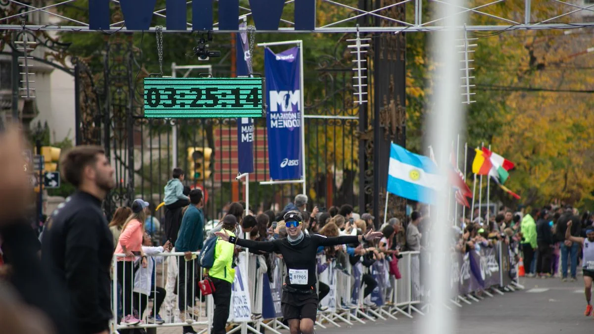 La Media Maratón de Mendoza vibró con una nueva edición en las calles de la Capital