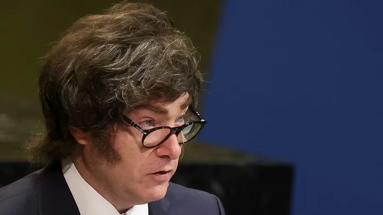 Milei sacó gráficos para justificar su gestión.