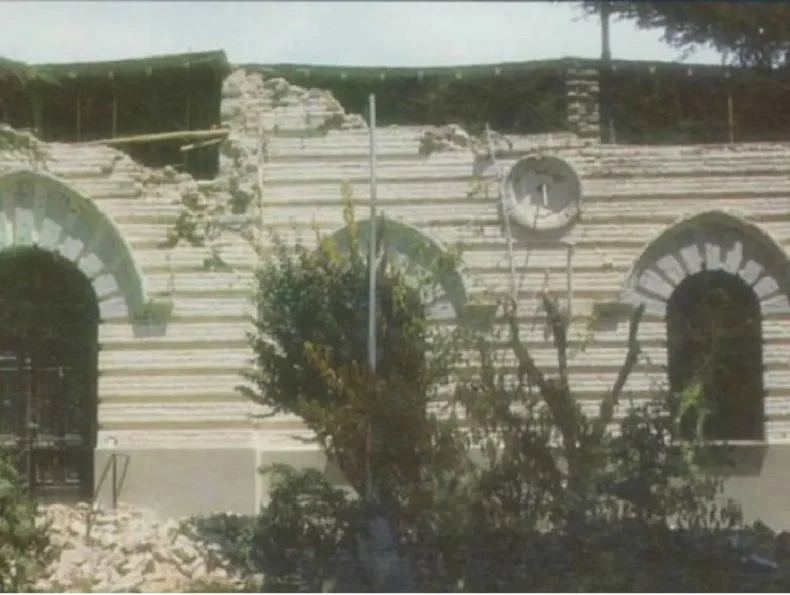 Hospital El Carmen tras el sismo 