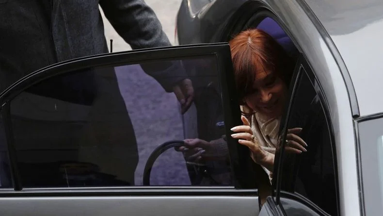 El Gobierno demand&oacute; a Cristina Kirchner.