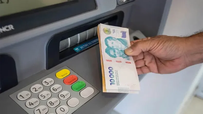 Reclamo de ATE: "Hay gente con licencia por embarazo a la que no le liquidaron el mes"
