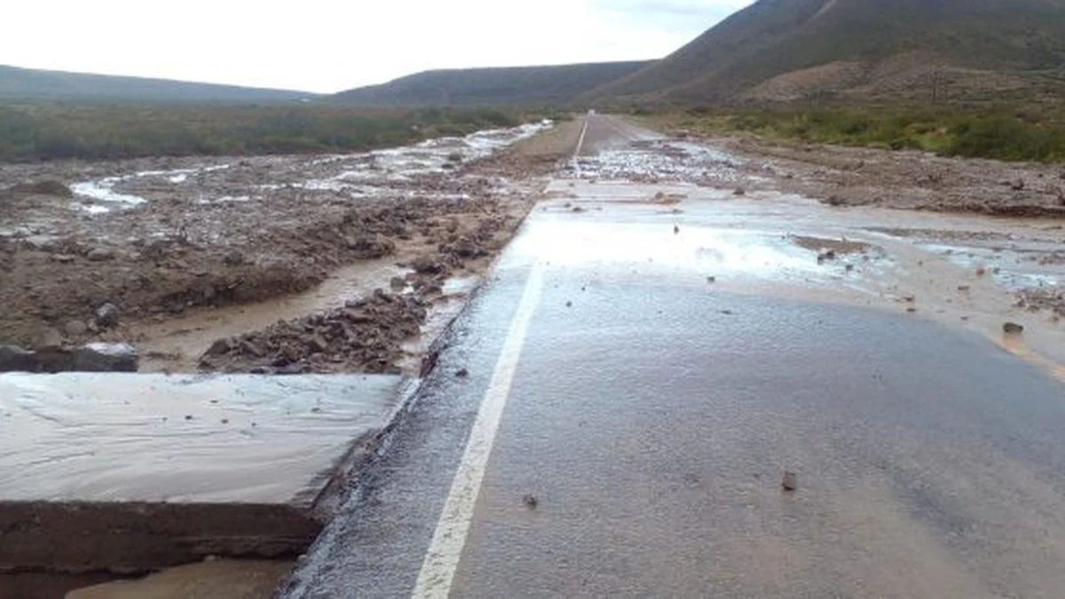Habilitan algunas rutas y otras continúan intransitables tras las tormentas en distintas zonas de Mendoza