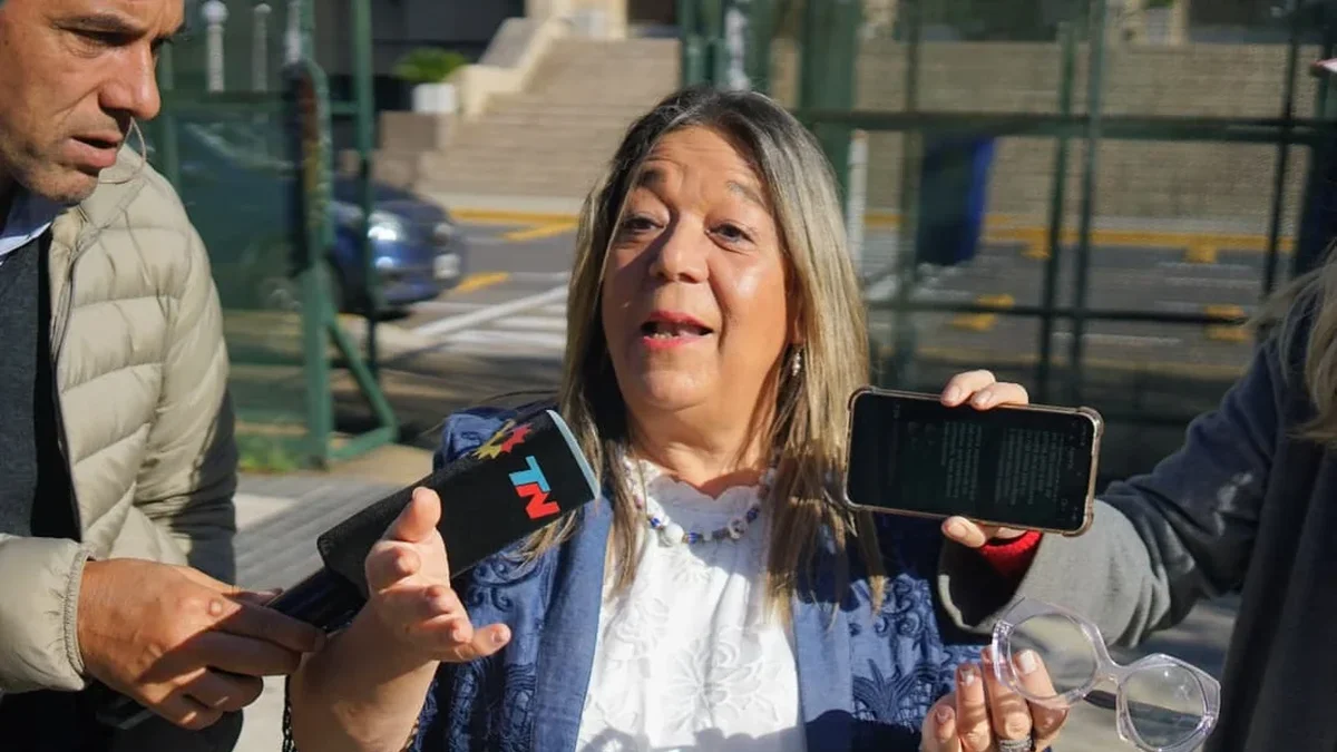 Las explicaciones de la escribana de Adorni sobre dos inmuebles: "Dos personas le prestaron plata"
