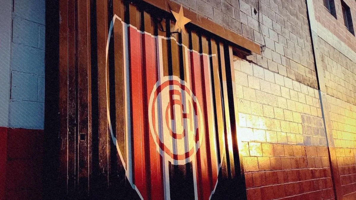 Las incendiarias frases del presidente de Chacarita Juniors contra el plantel: "Parecen señoritas de cabaret"
