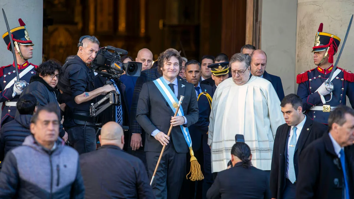 Con la interna al rojo vivo, Milei busca una foto de unidad en el Te Deum que le organizó Karina