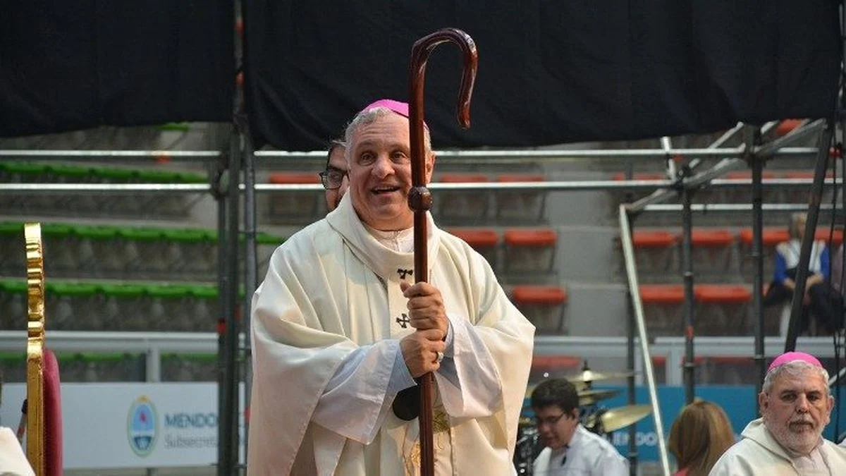 El arzobispo de Mendoza cuestionó los datos de pobreza del INDEC: "Hoy son pobres los que antes podían ayudar"