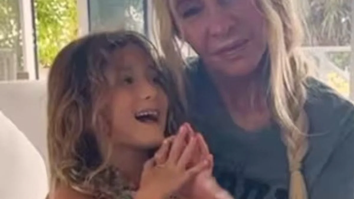 Una barcaza embistió a un velero y murieron dos nenas argentinas: una de ellas es nieta de Cris Morena