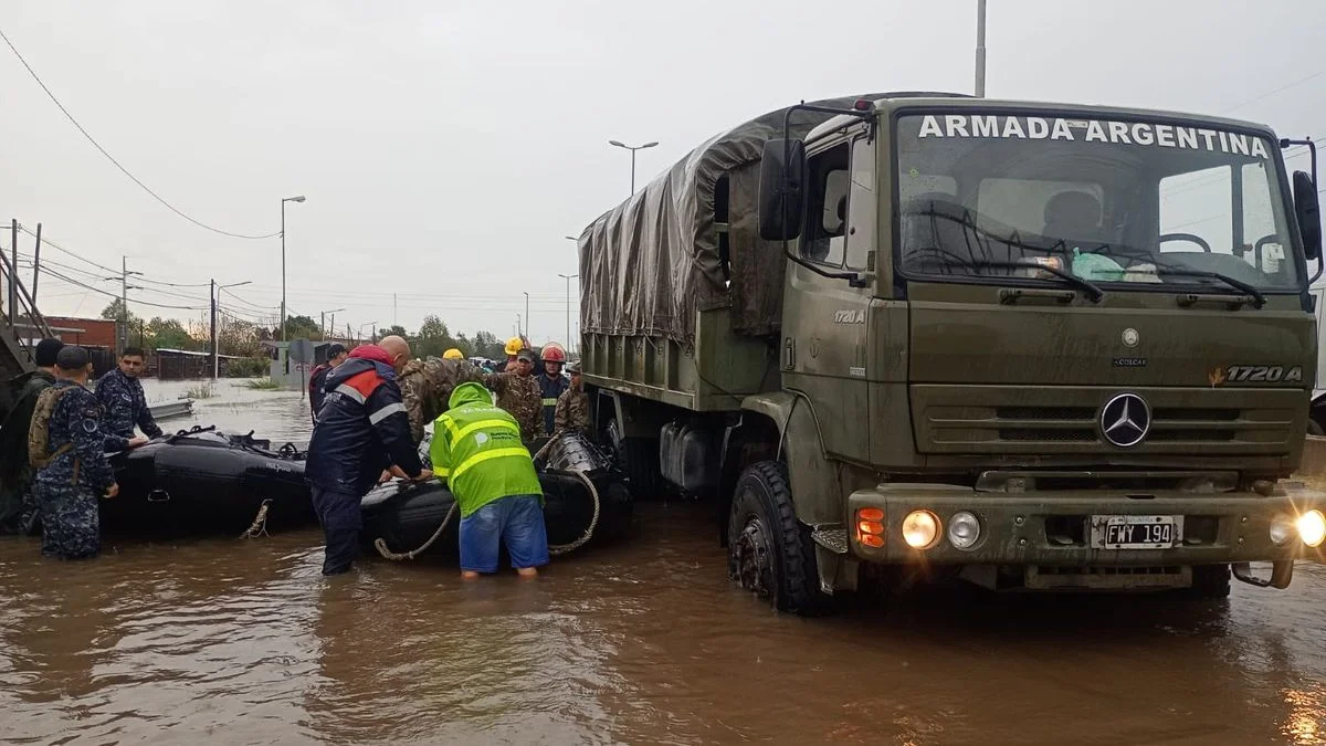 Buenos Aires bajo el agua: caos, zonas inundadas y más de 2.000 evacuados