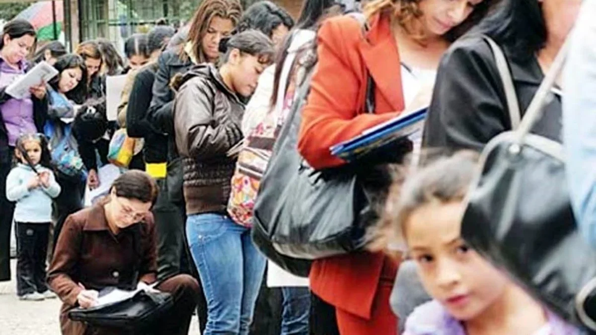 Precarización laboral: crece el monotributo y cae el empleo formal en Argentina