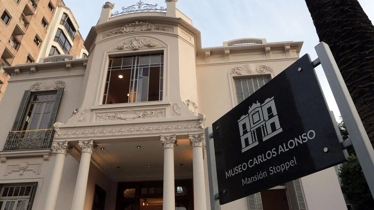 Ciudad inaugura una muestra de arte sobre la cerámica en el siglo XXI