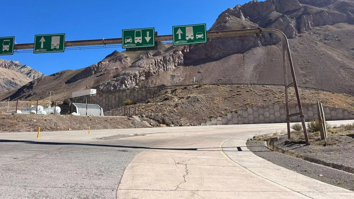 Buscan a un motociclista que dejó de ser visto en el cruce a Chile por la ruta 7
