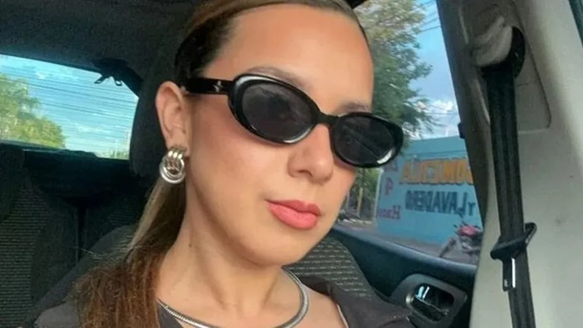 Escándalo en Brasil: la abogada argentina Agostina Páez fue imputada por injuria racial y lleva tobillera