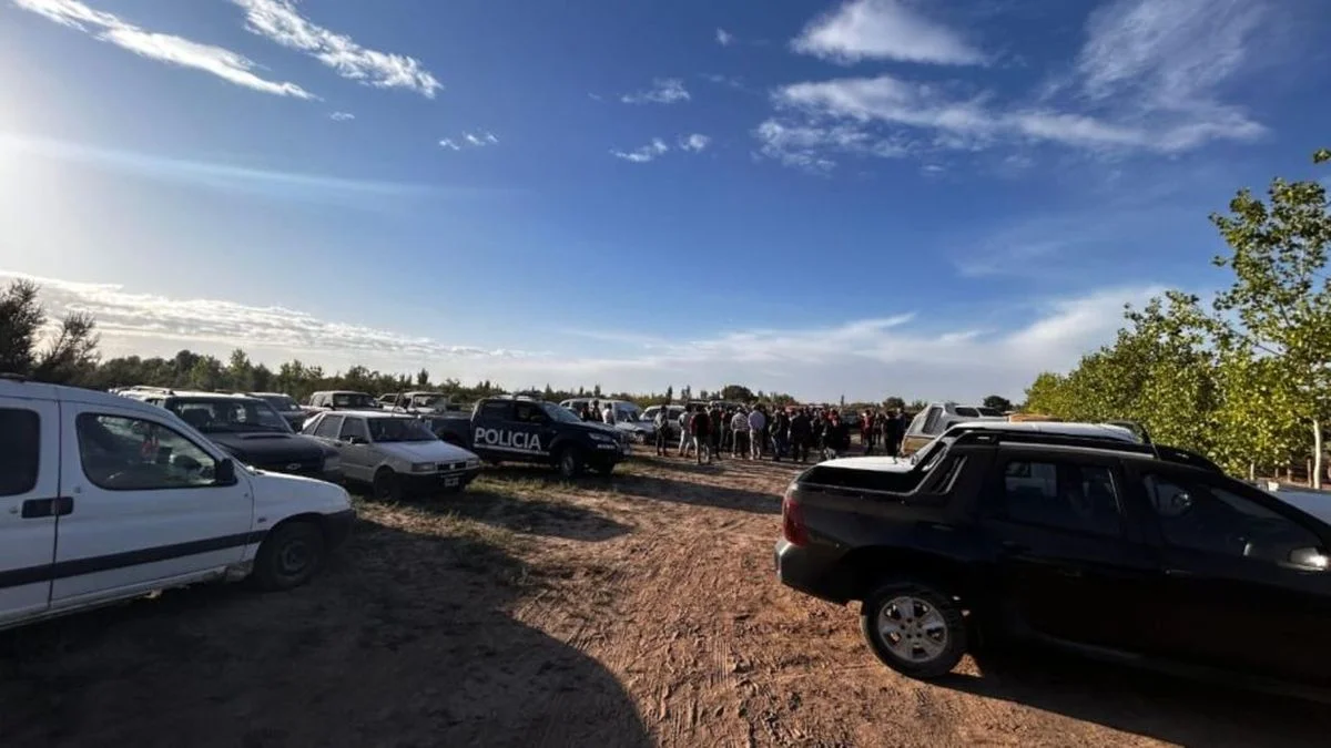 Desbarataron una carrera de galgos en Las Heras: nueve detenidos y ocho perros rescatados