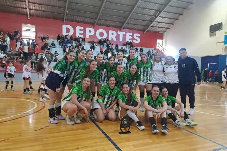 Maipú venció a Universidad de Cuyo en la gran final del balonmano.