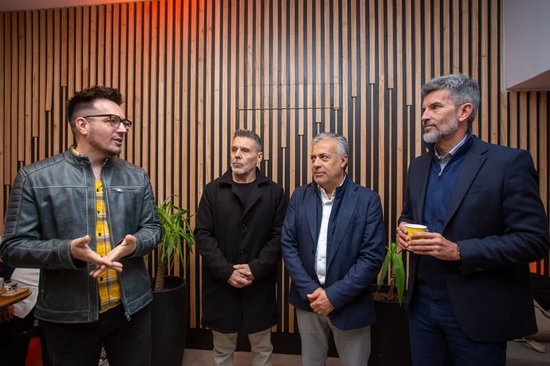 El gobernador Alfredo Cornejo y el intendente Ulpiano Suárez. 