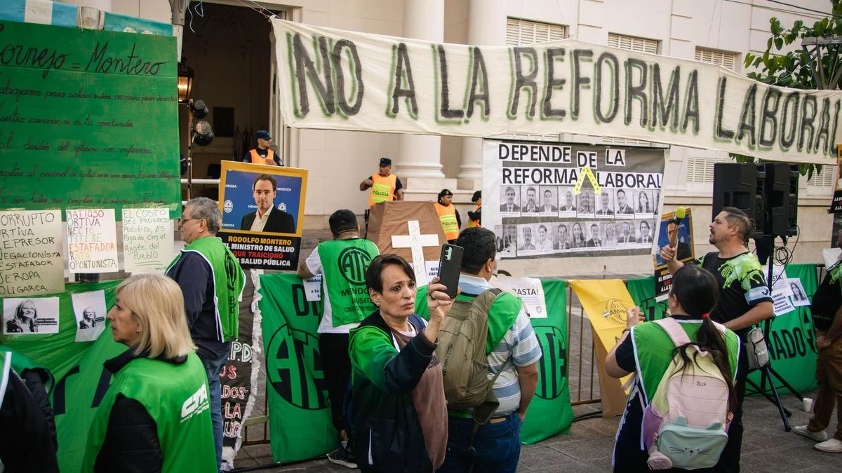 ATE Mendoza se pliega al paro nacional contra la reforma laboral con una advertencia a Cornejo y Hebe Casado
