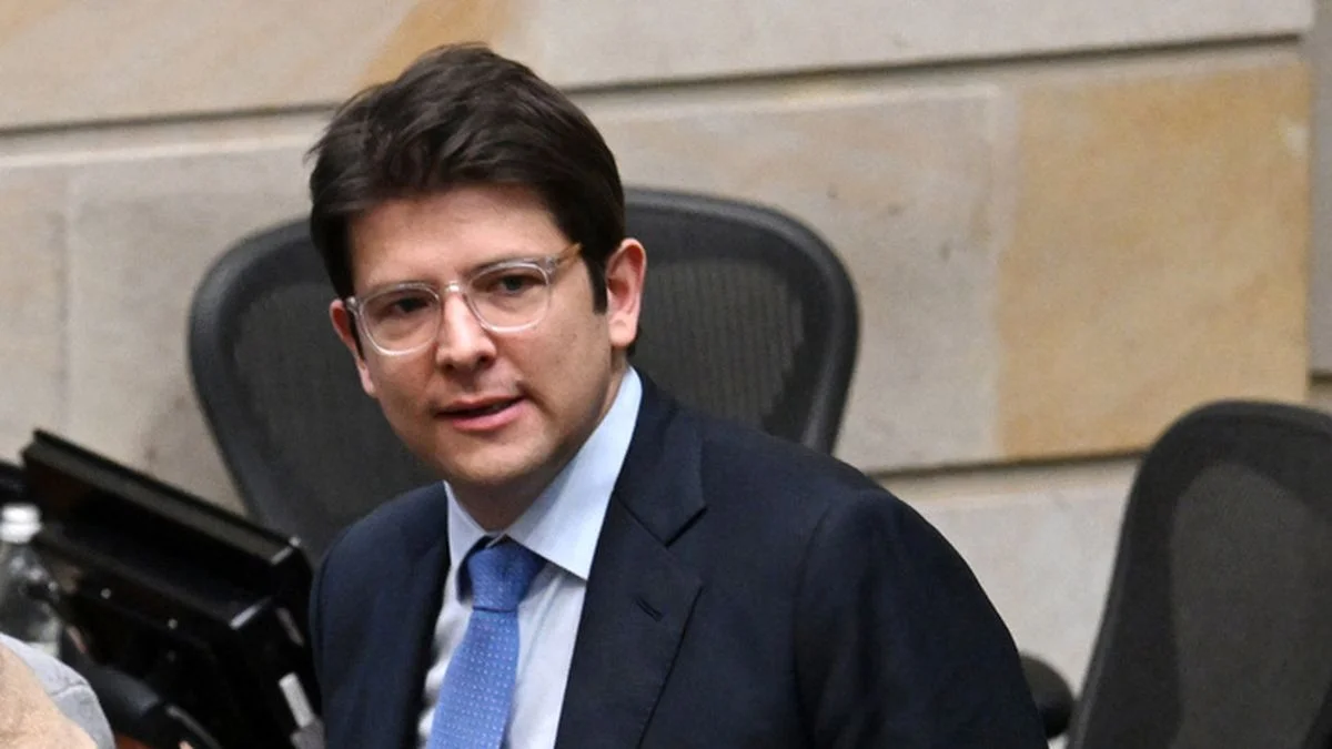 Detienen en Buenos Aires a un colombiano prófugo por el magnicidio del senador Miguel Uribe Turbay