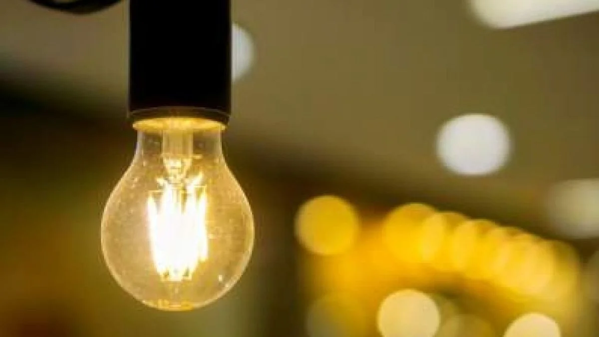 Sube la luz en Mendoza: los nuevos cuadros tarifarios impactan en hogares, comercios y clubes de barrio