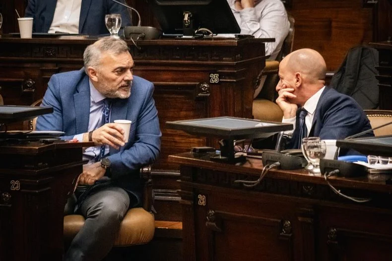 El Senado avanza con presupuesto: Félix González votaría en contra de todo como ya mostró el kirchnerismo en Diputados. 