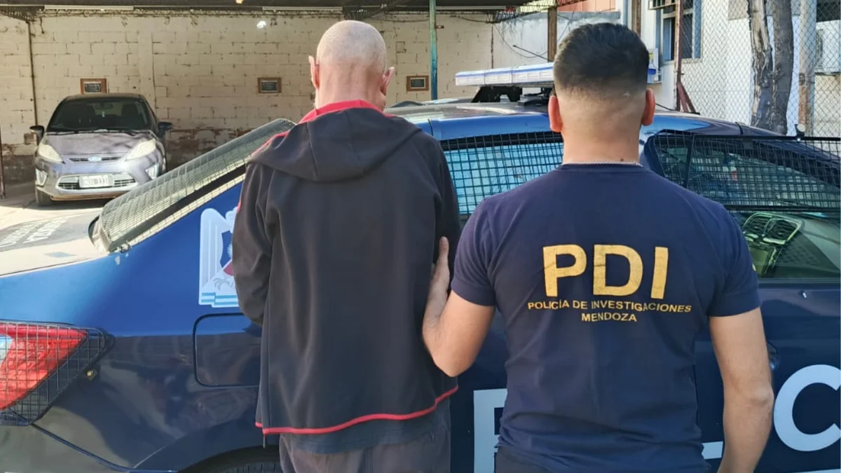 Denunció la muerte de su padre y luego fue detenido acusado por asesinarlo a golpes: será imputado