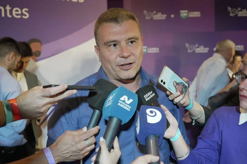 Diego Costarelli, intendente de Godoy Cruz, participa de un foro en Brasil.&nbsp;