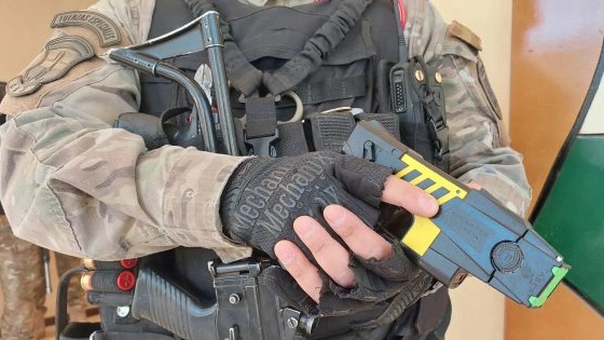 El Gobierno invierte 800 millones para adquirir cien pistolas Taser