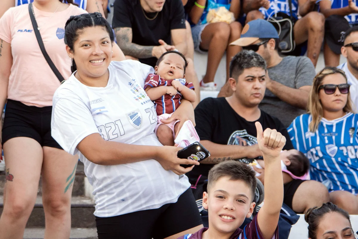 Hinchada Godoy Cruz - Tomba (4).jpg