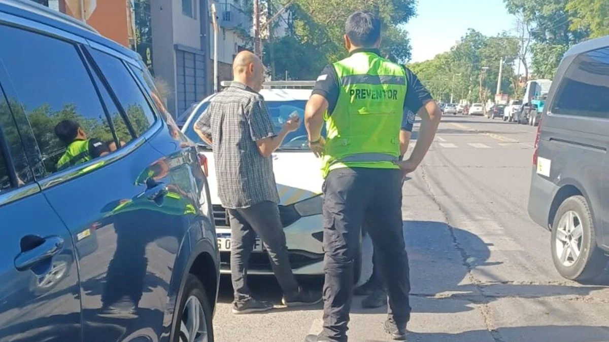 Robó en un minimarket de Ciudad e intentó fugarse