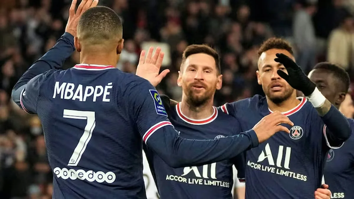 La verdad del fracaso del PSG de las estrellas: el conflicto que privó de triunfar a Messi, Mbappé y Neymar