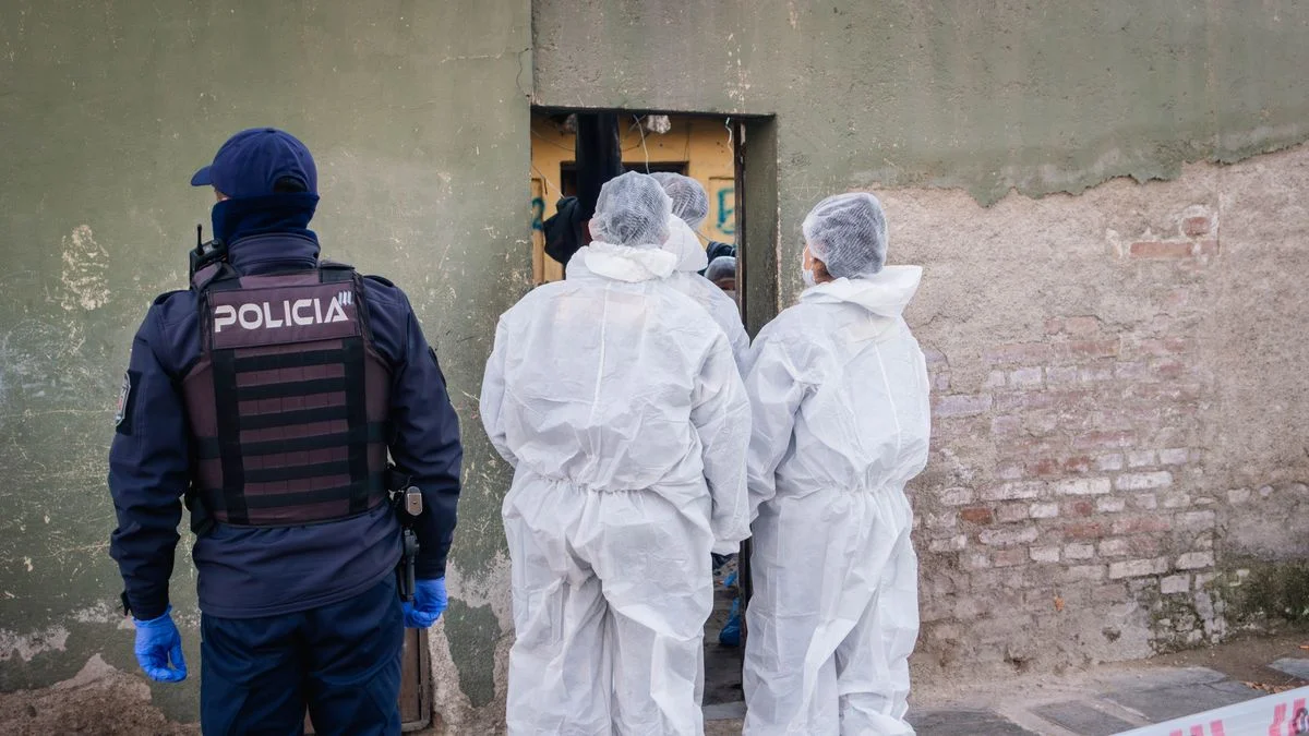 Hallan el cuerpo de un hombre descuartizado y quemado en Dorrego y por el crimen detienen a una mujer