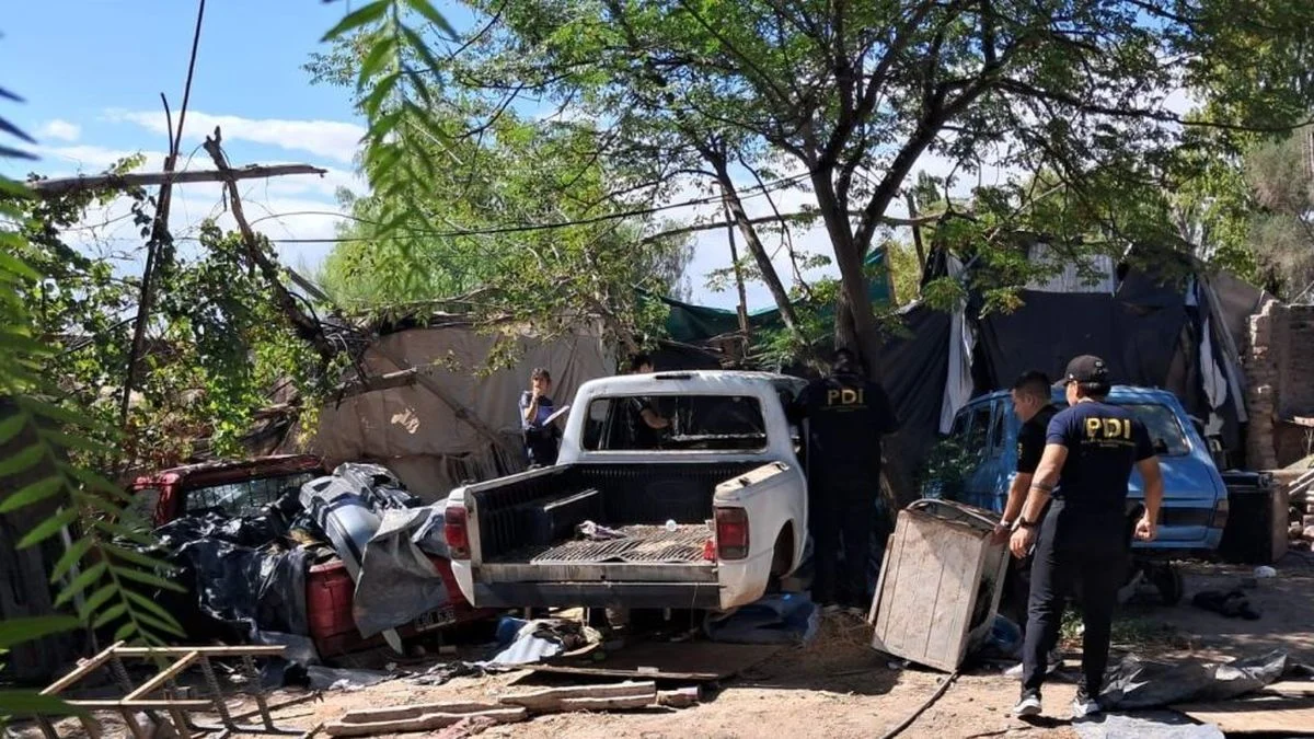 Allanaron un desarmadero clandestino en Guaymallén y secuestraron siete vehículos robados