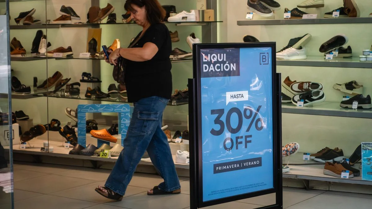 Rebajas en Ciudad: descuentos de hasta 50% en indumentaria