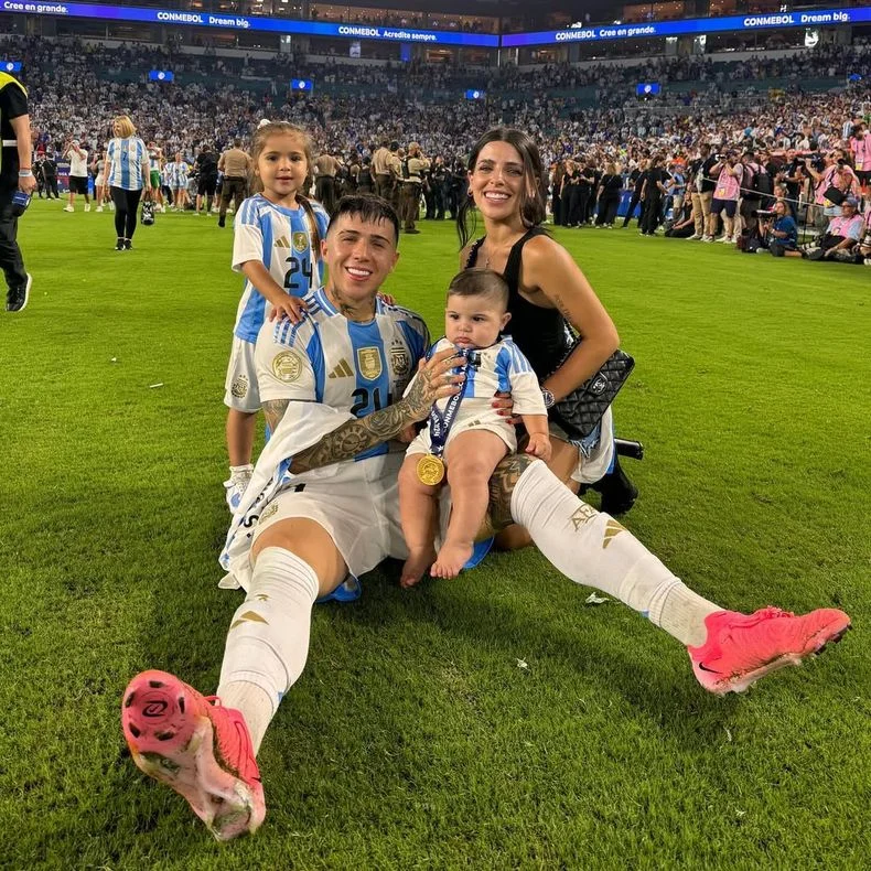 La familia completa en el triunfo de Argentina