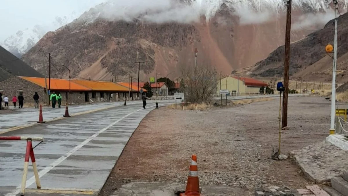 Paso Cristo Redentor habilitado las 24 horas para todo tipo de vehículos