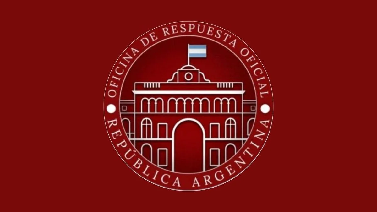 Quién es el tuiterio libertario que estará a cargo del organismo que creó Milei en contra de la prensa