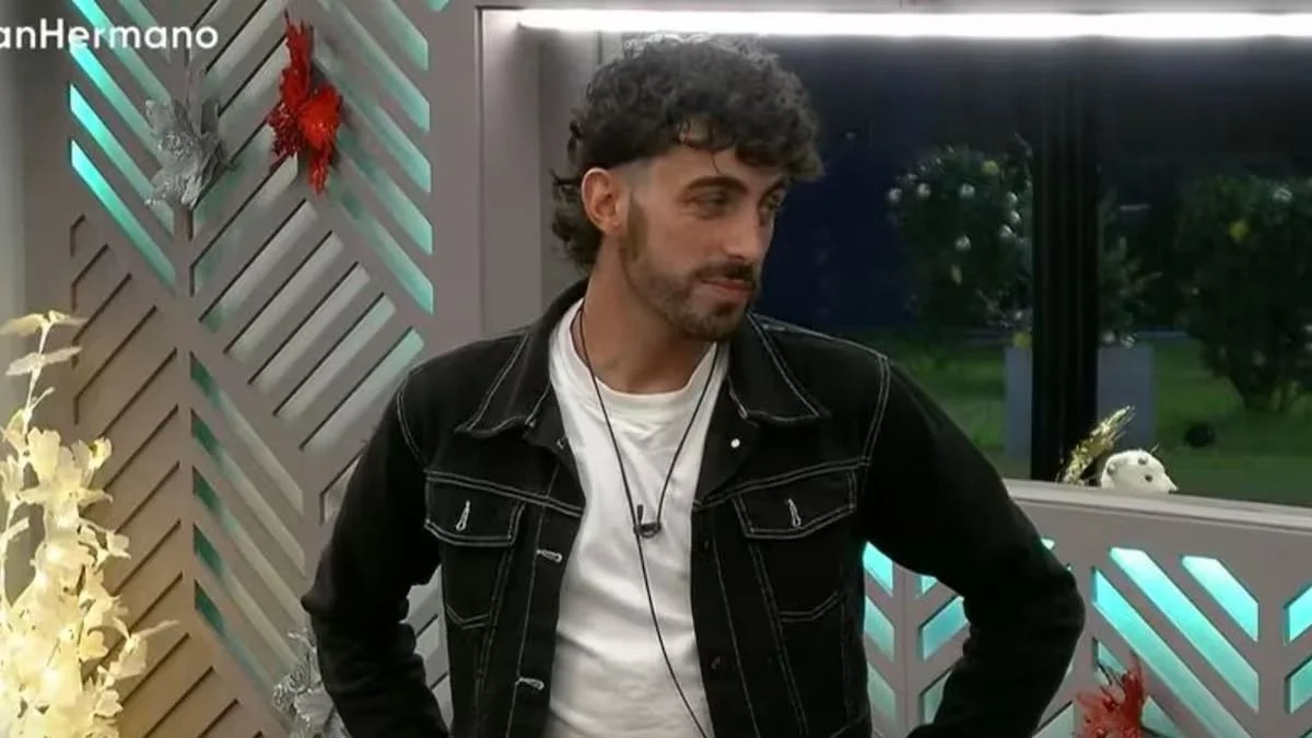 Ulises ganó el liderazgo y podrá espiar a sus compañeros de reality en la gala