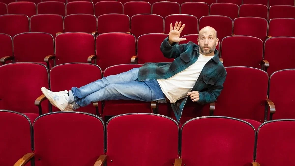 Rodrigo Casavalle vuelve con doble función de humor en julio