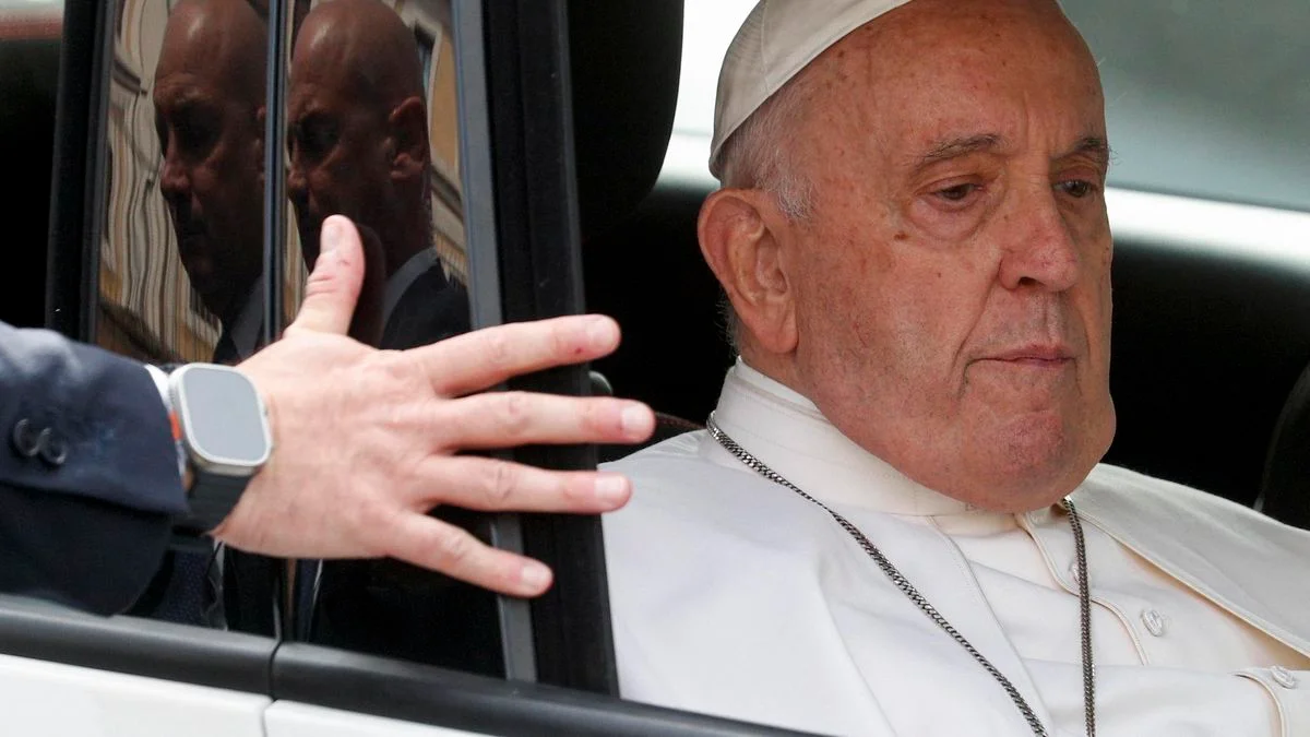 Empeora la salud del Papa Francisco: sufrió un broncoespasmo y recibió asistencia respiratoria