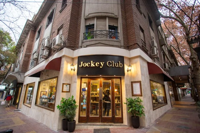 As&iacute; qued&oacute; el caf&eacute; del Jockey Club luego de la remodelaci&oacute;n.&nbsp;